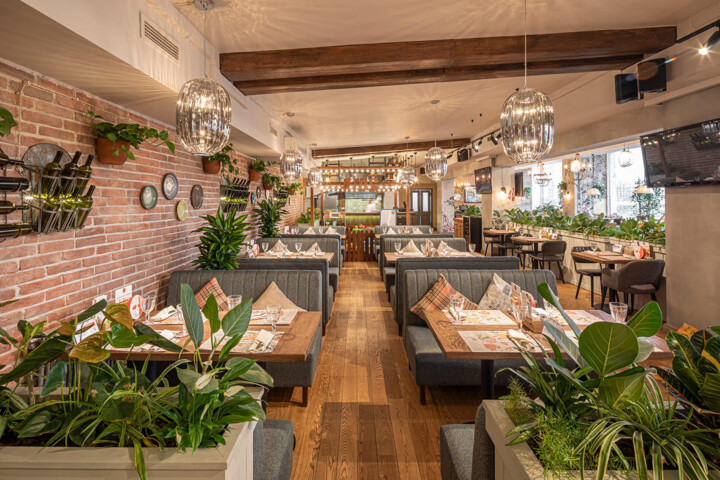 Интерьер ресторана Джонджоли