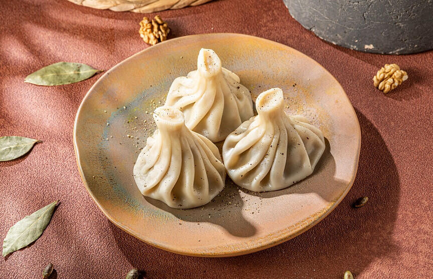 Хинкали с говядиной и свининой (3 шт)