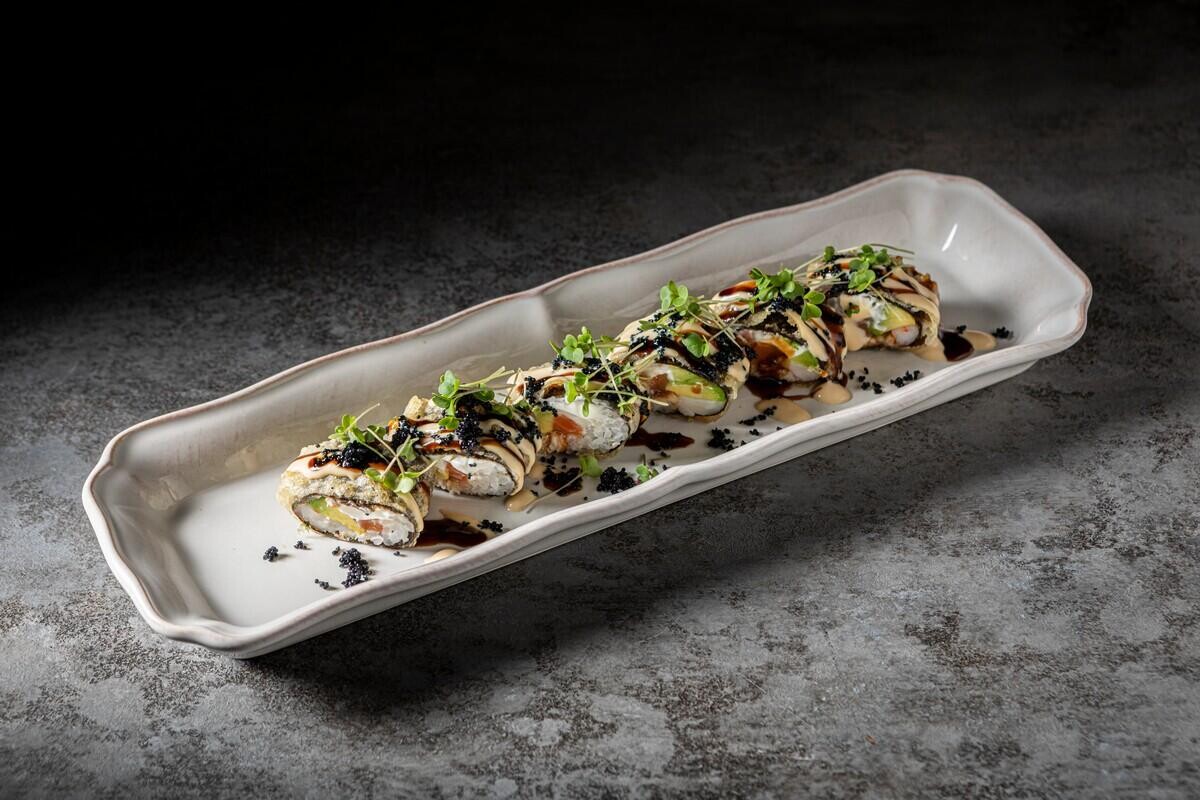 Горячий ролл угорь/лосось/креветка