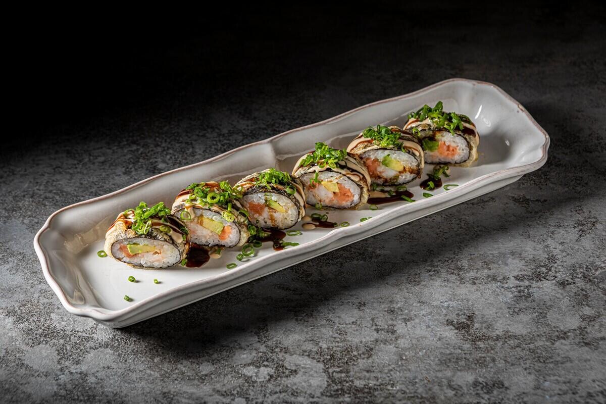 Горячий ролл лосось/креветка