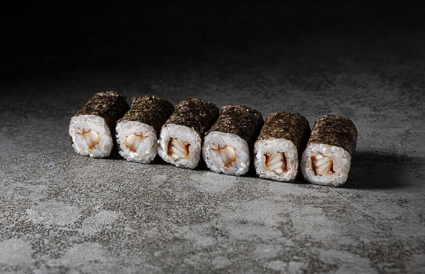 Ролл с угрем