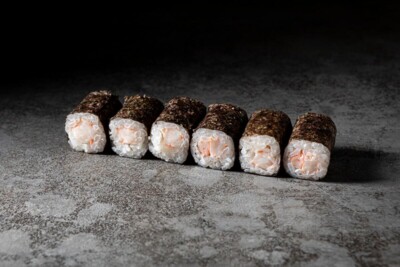 Ролл с креветкой