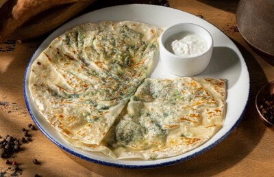 Пост: Кутабы с зеленью и постной сметаной