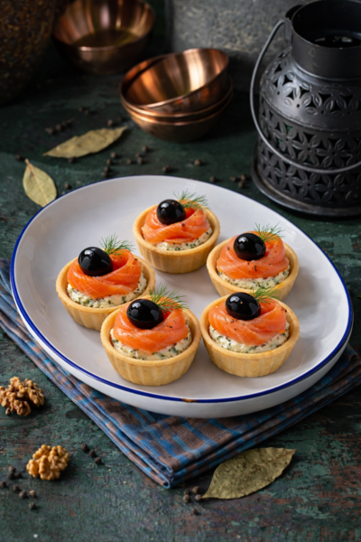 Тарталетки с лососем с/с (6 шт)