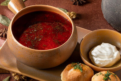 Борщ с пампушками 