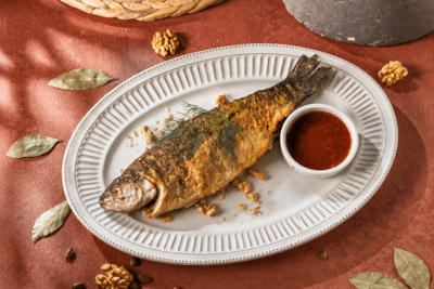 Форель, фаршированная зеленью